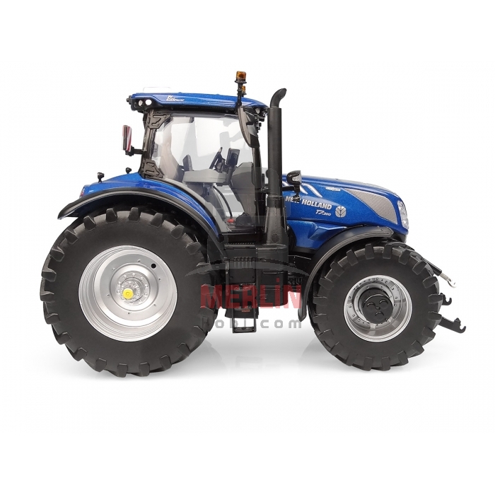 1/32 NEW HOLLAND T7.300 ’’Blue Power’’  Traktör