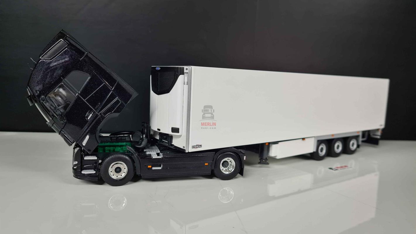 1/50 Volvo FH5 Globerotter 4x2 750hp - Black+ Frigo  Trailer