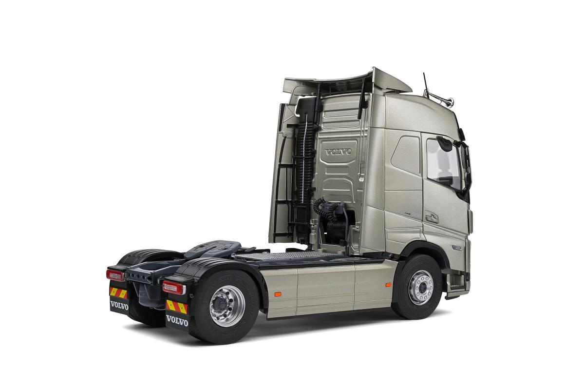 1/24 Volvo FH16 XL 500 – NORDIC GRİ