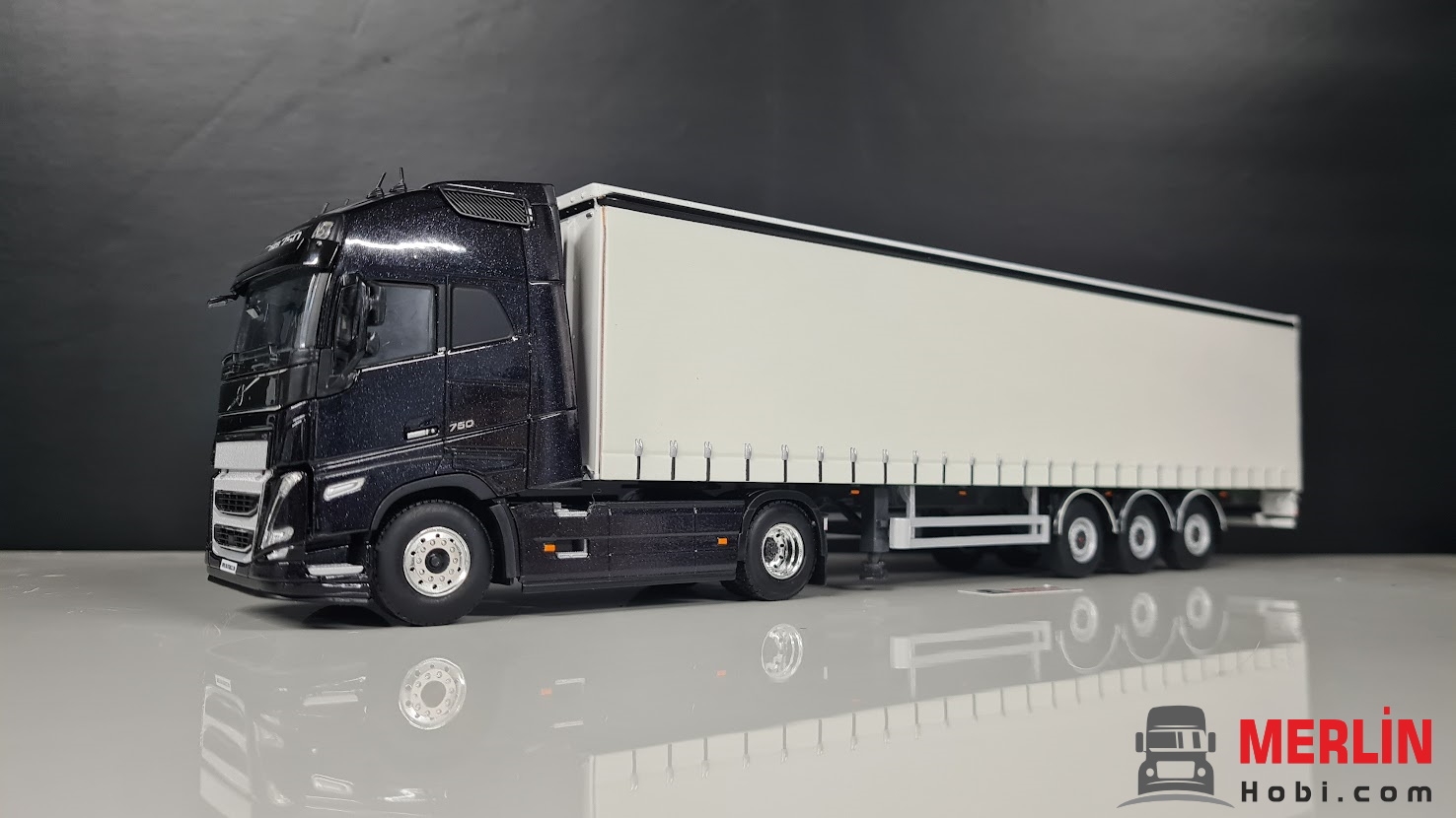 1/50 Volvo FH5 XL 4X2 Siyah  + Perdeli / Tenteli Dorse Tır Çekici