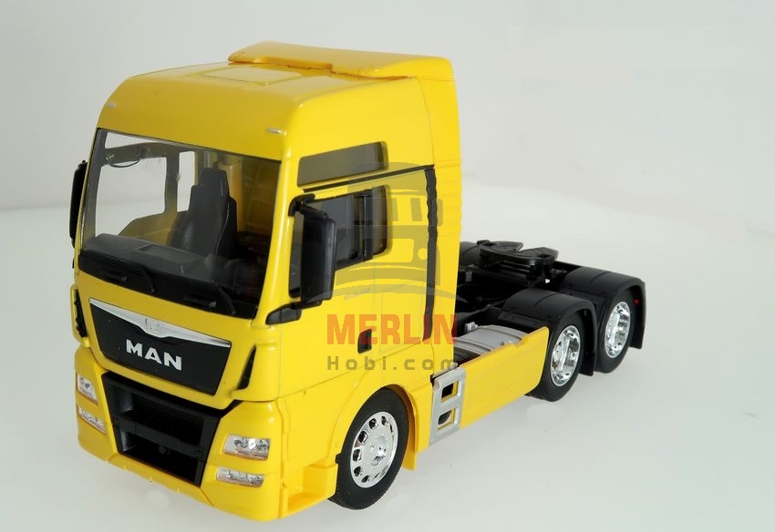 1/32 - MAN TGX XXL 6x4 Sarı  -  WELLY 