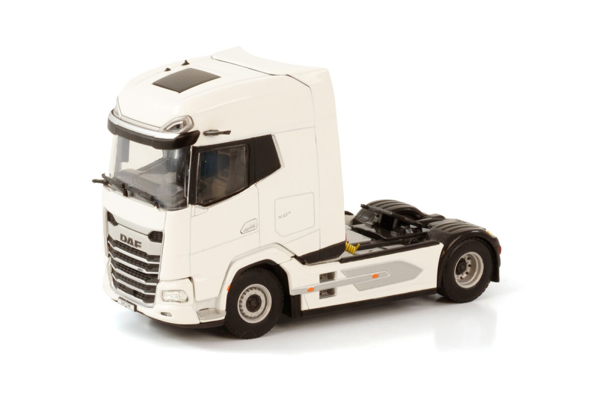 1/50 Daf XG+ 4X2 Tır Çekici