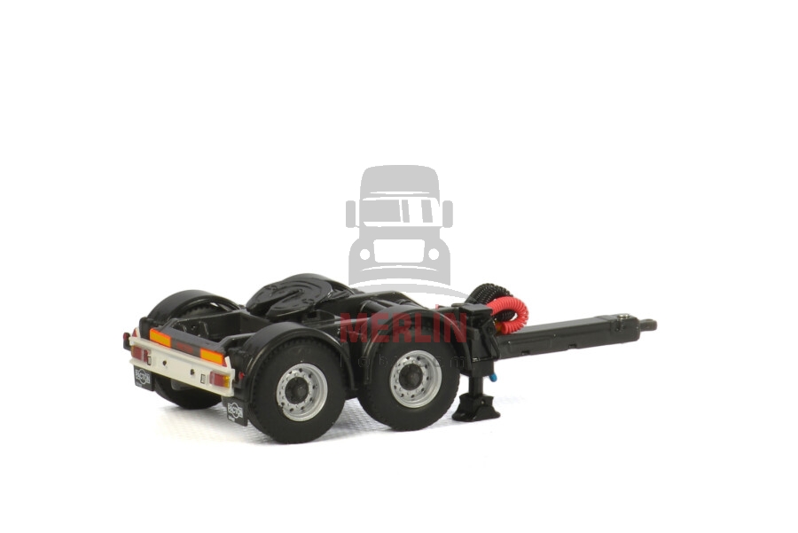 1/50 - White Line; LZV DOLLY - TRIANGLE LOW