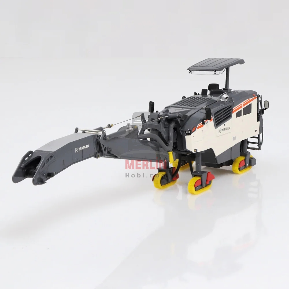 1/50 Wirtgen W120 Fi soğuk freze makinesi